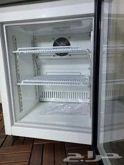 ثلاجة عصيرات و حلئ و شوكلاتة 6