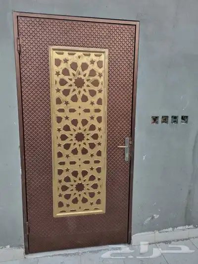 السلام عليكم ورحمه الله ورشه حداد باب درجين شباك اي شغل 3