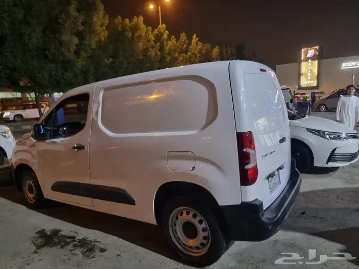 للبيع عدد 4 بيجو بارتنر ديزل ورينو 1