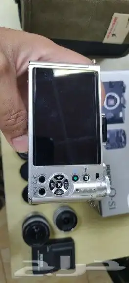 كاميرا بنتاكس الاحترافية ميرورلس و4 عدسات للبيع أو البدل 6