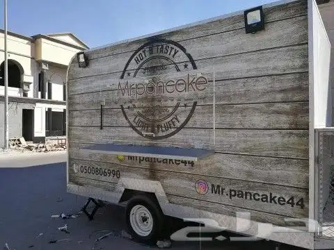 طباعة وتركيب استيكر على السيارات توفير استاندات جاهزة وتفصيل 1