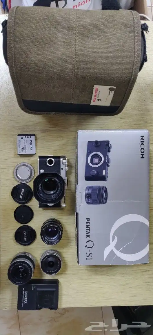 كاميرا بنتاكس الاحترافية ميرورلس و4 عدسات للبيع أو البدل 5