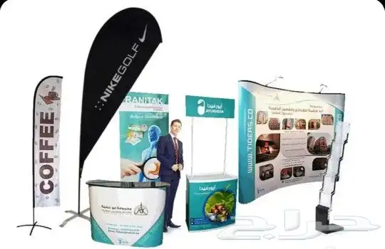 طباعة وتركيب استيكر على السيارات توفير استاندات جاهزة وتفصيل 2