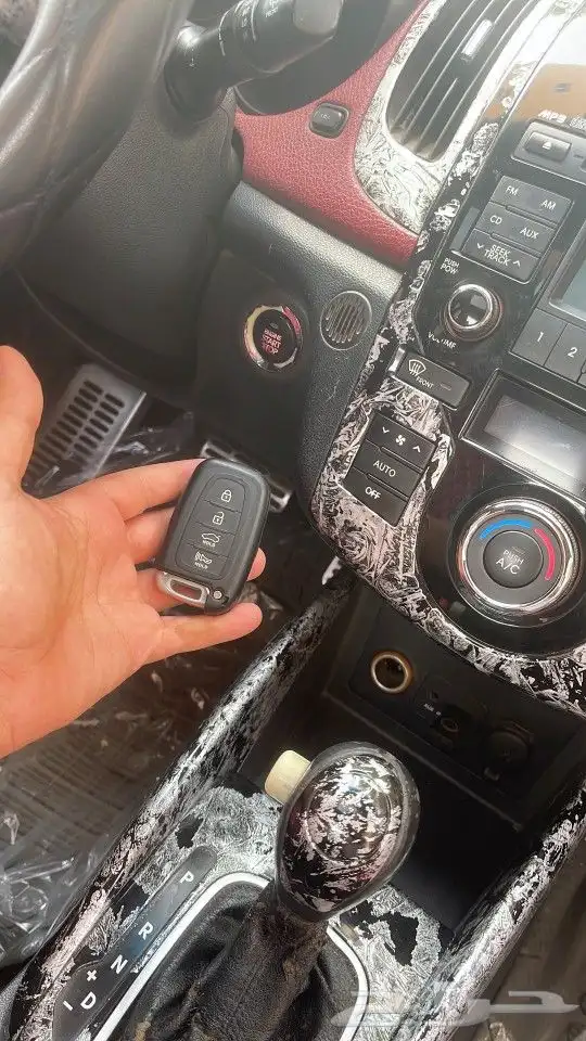 ديكور مسجل كيا سياتو كوبيه ومسجل عادي يبغاله فيوز للبيع 6