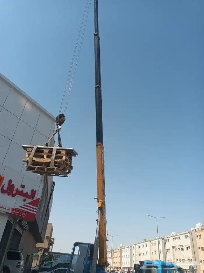 كرين رفع مكيفات واغراض ورفع اثاث الى اسطح المنازل 0