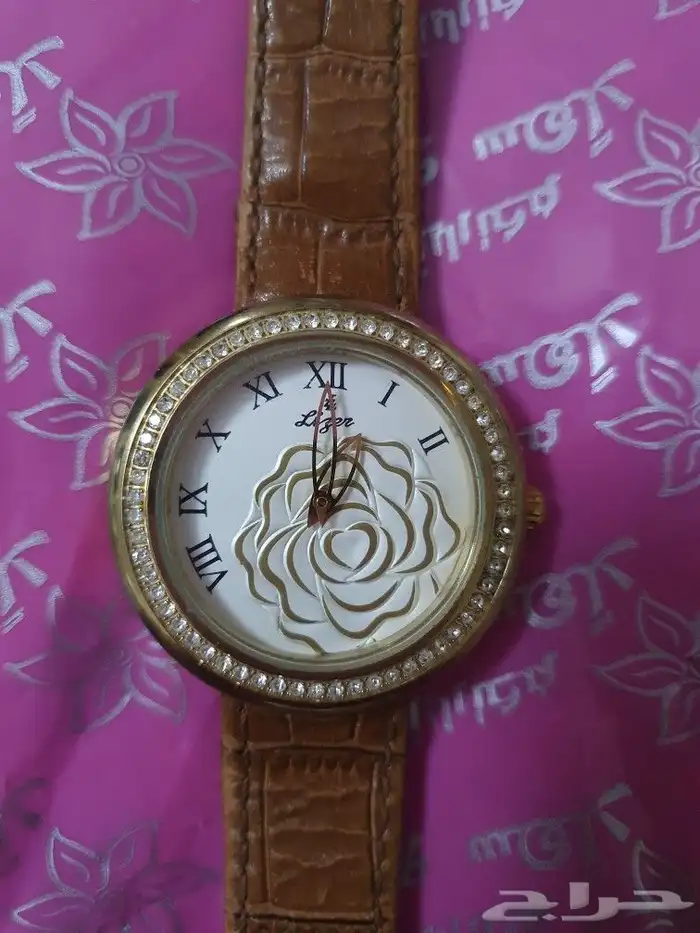 ساعه نسائي سويسري ماركه ليزر مميزه وجميله 0