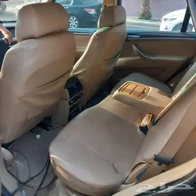 بي ام دبليو x5 موديل 2008 حجم 8 سلندر شغال وعلي الفحص البي 7