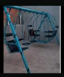 مرجيحه زليقه دواره نطات بلاستيك مرجيحه ذا ليكا كله في حديد ب 10