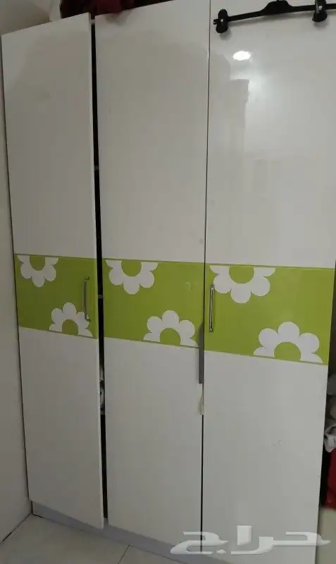 غرفة نوم ايكيا شبه جديد للبيع 1