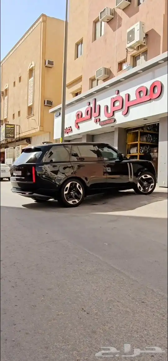 جنوط رنج روفر خان مقاس 22 وفي مقاس 23 7