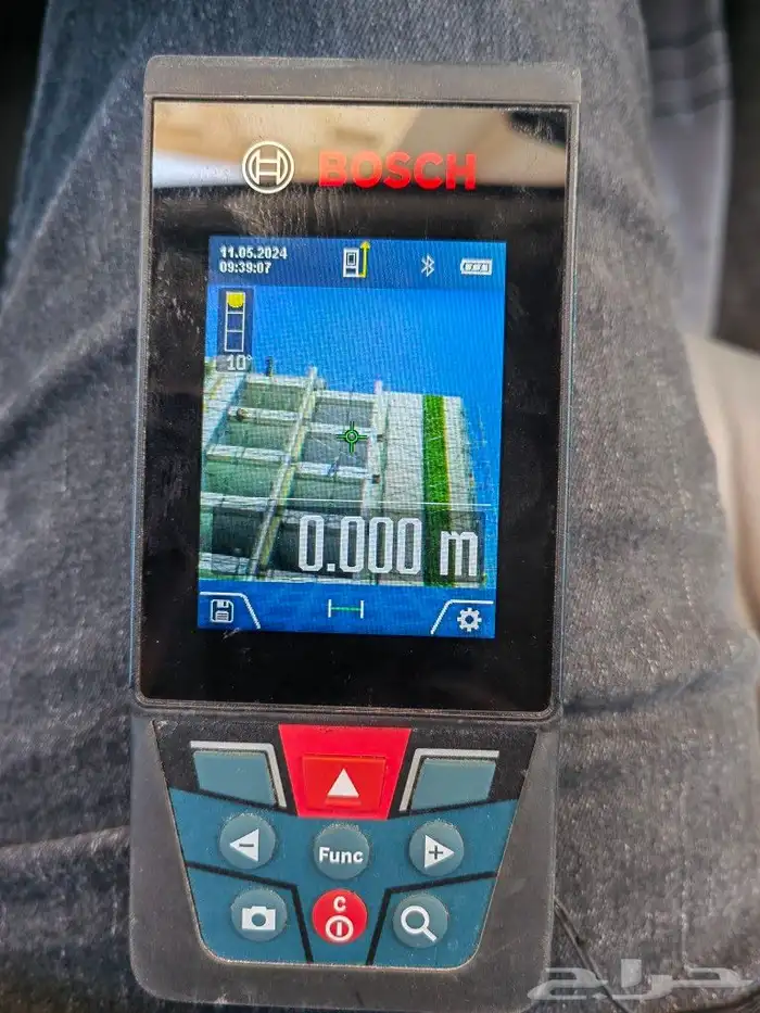 مهندس قياس وتمتير بالليزر واستلام وكشف على الاعمال 3