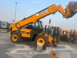 للايجار رافعة تلسكوبيه بوم لودر مديلات حديثه سفتي 0