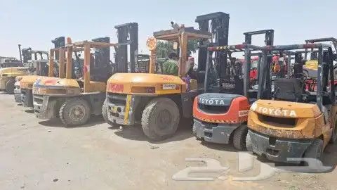 لتأجير الرافعات ومعدات الثقيله والخدمات اللوجستية نوفر لكم 3