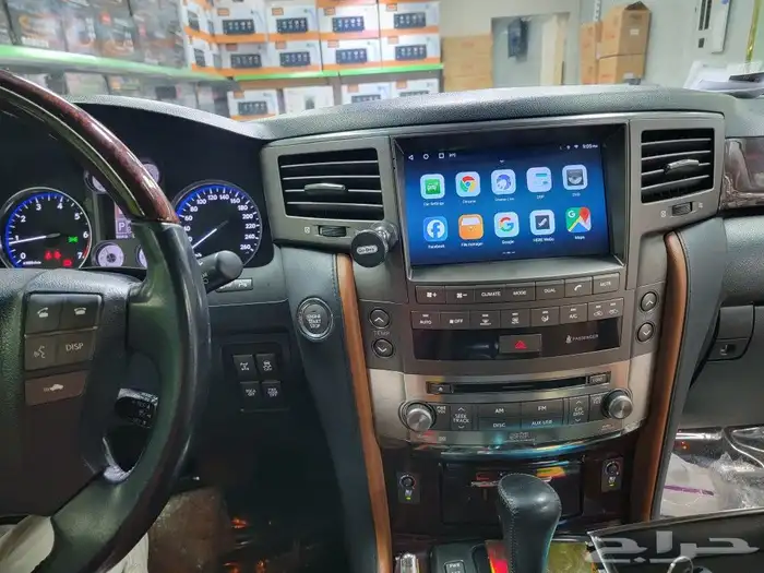 شاشة لكزس LX570 1