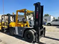 روافع شوكية للإيجار بجميع الأحجام والأنواع 7