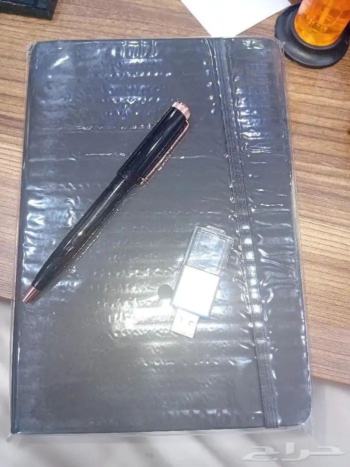 هدايا.نوت بوك.أقلام.فلاش 3