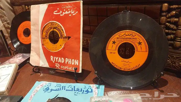 أسطوانه نادره ديكور أغنية هيدو ألمنتخب ألكويتي 1981 م 7