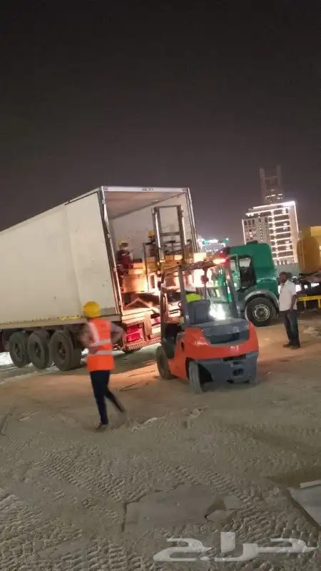 تأجير روافع شوكيه وكرينات جمله وتجزئه شهري يومي مشاوير 9