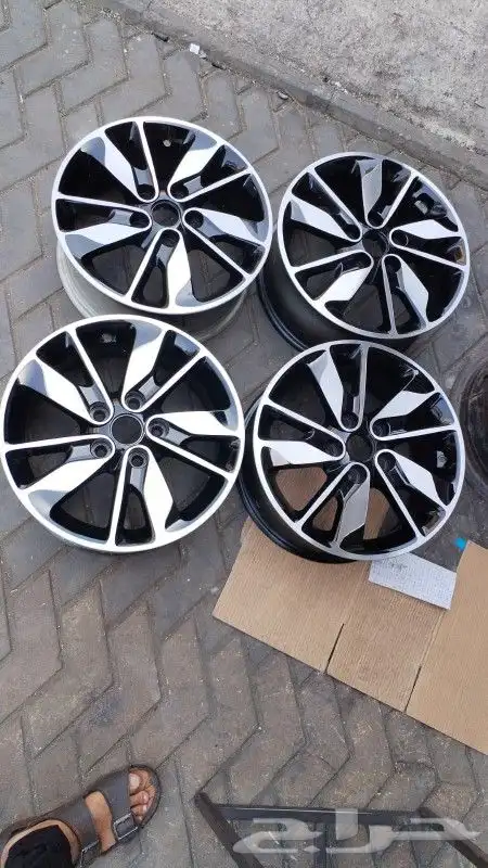 جنوط كيا كروم الأصلي وكاله موديل 2012 مقاس 16 0