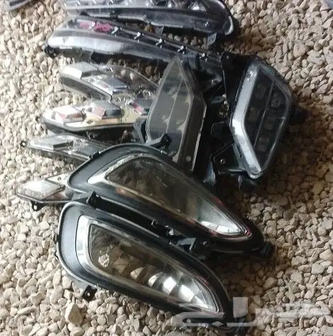 يوجد لدينا كشافات ازيرا اصلي وكالة مستخدم نظيف 2012-2020 0