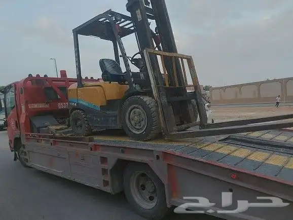 تأجير رافعه شوكيه سكينه فوركلفت سيزرلف مان لفت كرين للايجار 1
