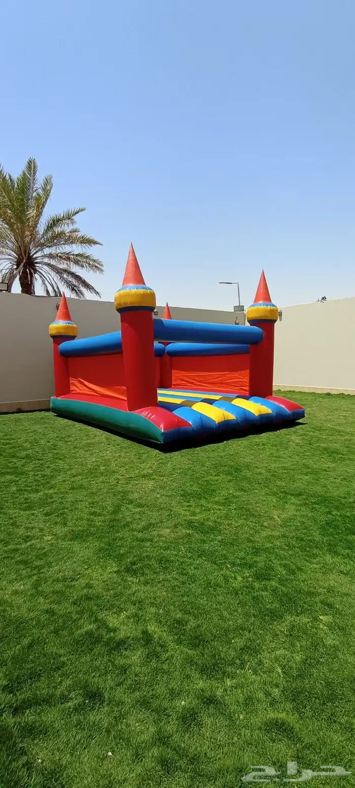 ملعب صابوني نطيطات زحاليق هوائيه زحاليق مائيه 1