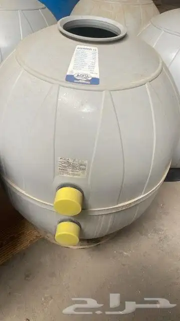 متوفر فلتر مسبح و مضخة و إناره و محولات .كل ما يلزم النوافير 0