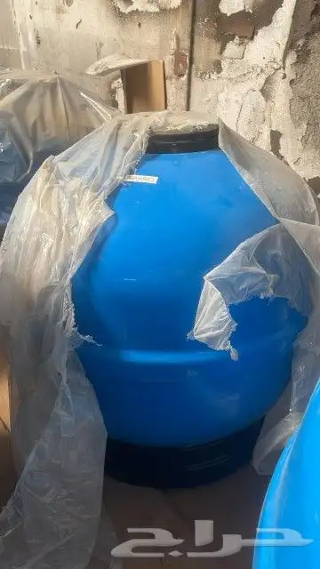 متوفر فلتر مسبح و مضخة و إناره و محولات .كل ما يلزم النوافير 6