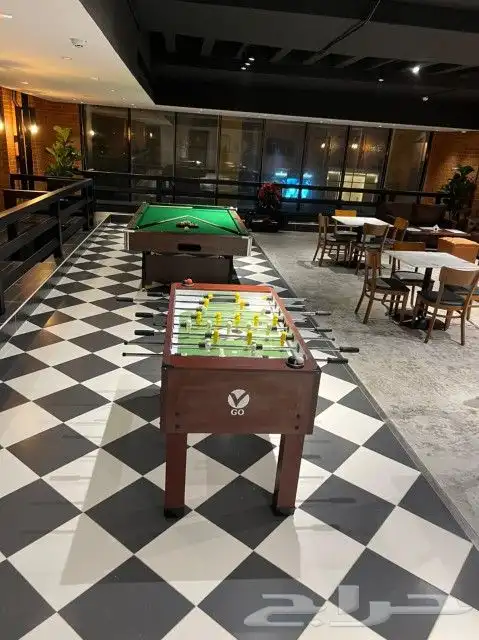 بلياردو بمقاسات دولية 9قدم و8قدم وطالات تنس هوكي فرفيره جديد 48