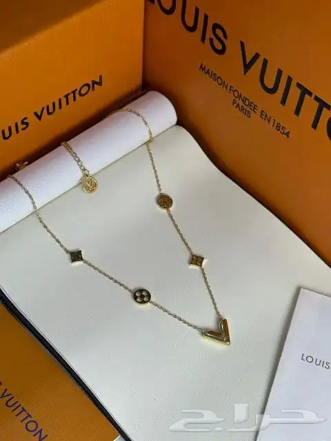 أطقم ماركات مطليه ذهب عيار 21 بسعر 150 7