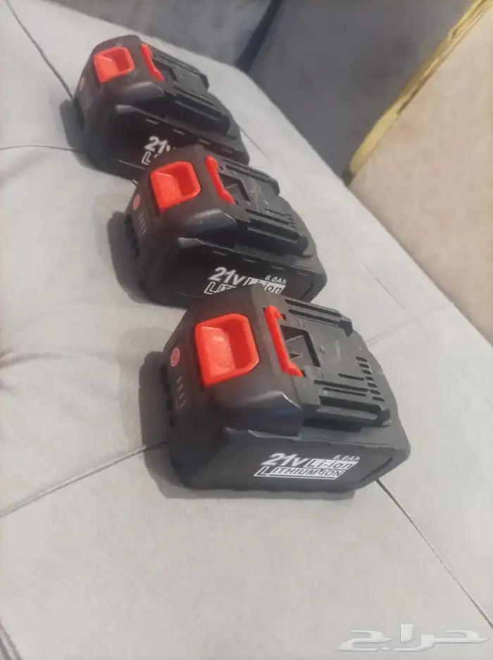 بطاريات اجهزه محمولة ماكيتا والاجهزه الصيني 0