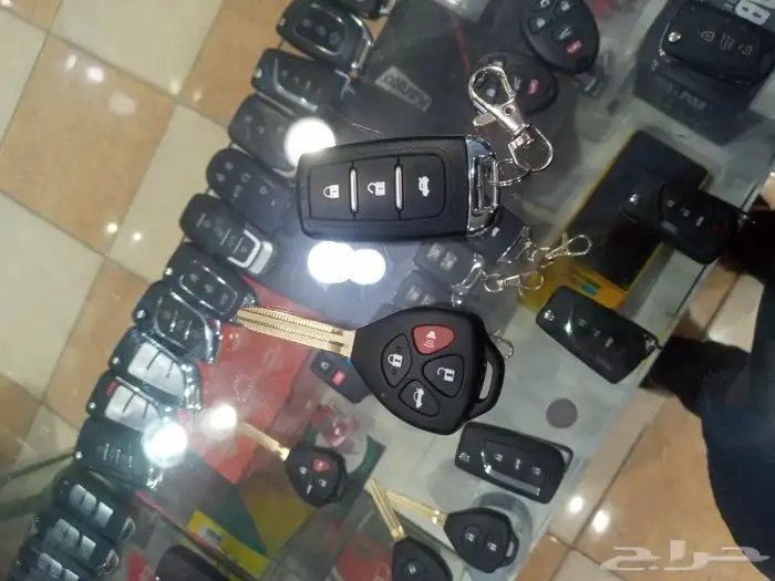 محل مفاتيح حي السامر فتح باب سياره فتح باب شقه مفاتيح سيارت 1