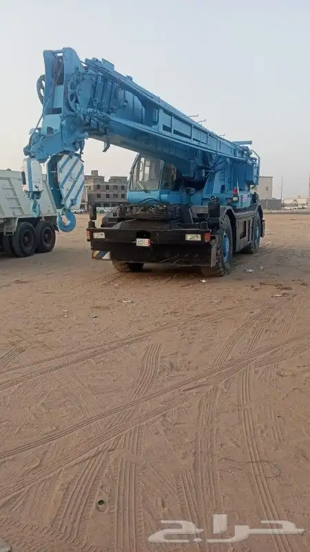 كرين للايجار رافعات شوكية للايجار رافعة للايجار فوركلفت 9