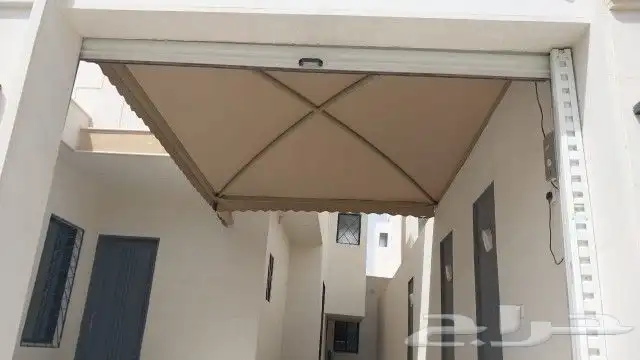 مظلات وسواتر نيوم 6