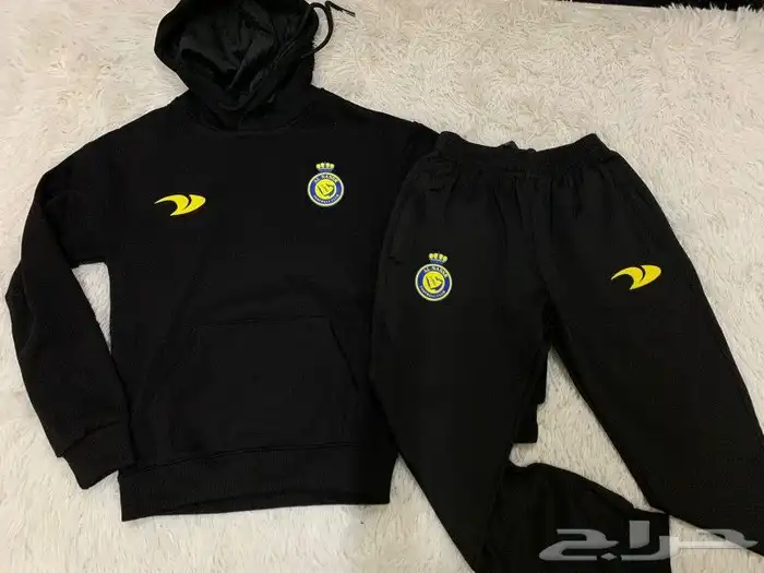 طقم نادي النصر متوفر جميع المقاسات وجميع ألون الطلب خاص 2