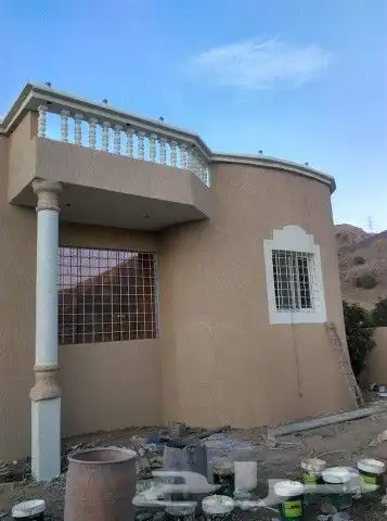 معلم جرافيت مصري وجميع انواع الدهانات الخارجية 1