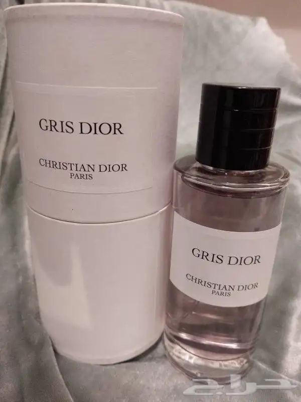 جميع عطورات ديور سنغافوري مطابق للاصلي ثبات وتركيز عالي 0