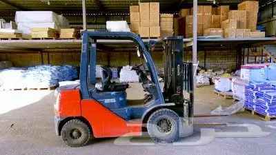 ايجار فوركلفت10طن سكينه بجميع الاطنان تحميل تنزيل شهري ويومي 7