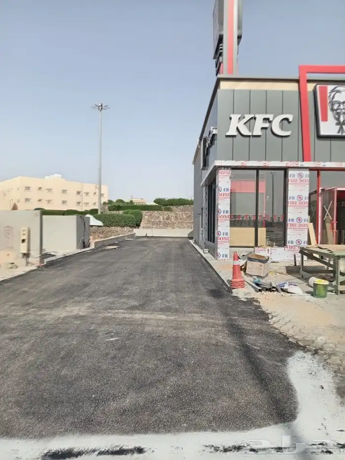 زفلته واسفلت وتوريد ومبشور وعمل ترابيه وتخطيط طرق 2