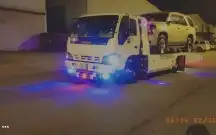 سطحه لسحب السيارات المتعطله والمصدومه 0
