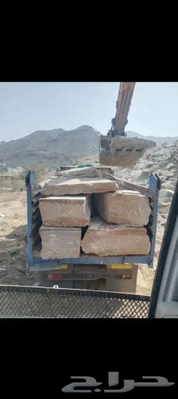 سواق بكلين ومقاول حجر موجود في محايل عسير 0