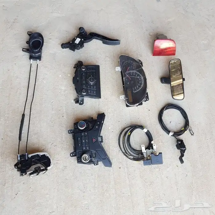 للبيع قطع غيار صنى 2013 مستعمله ولكن نظيفه 14