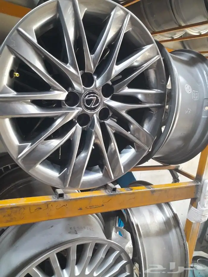 جنوط لكزس ال اس 500اصلي مقاس 19 0