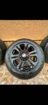 جنوط امريكيه مقاس 20 مع كفرات 0