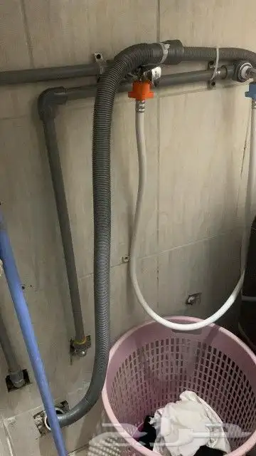 سباك وكهربائى تشطيب وصيانه جميع العماير والفلل والشقق 0