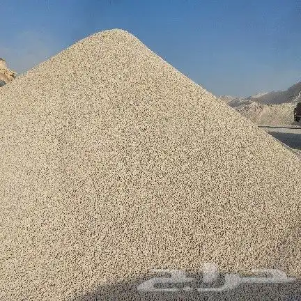 رمل ابيض واحمر وبحص واسفلت 2
