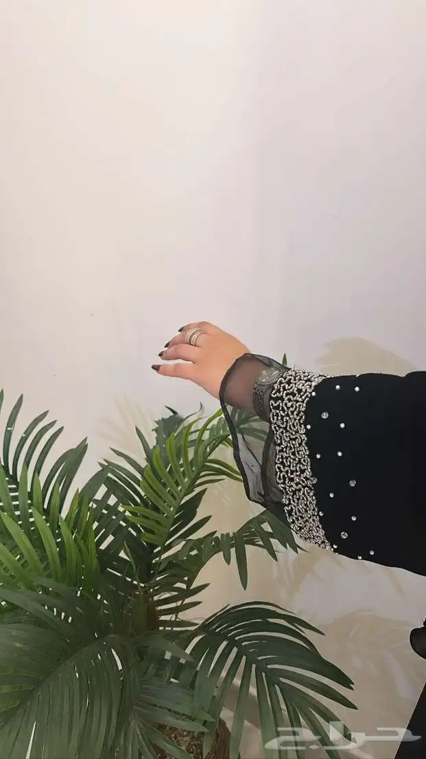عبايات جميلة نسائية بتصميم جديدة 14