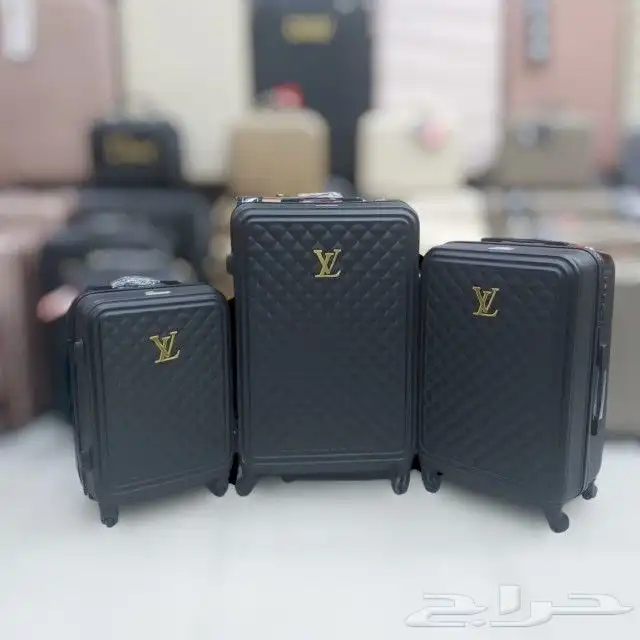 شنط سفر للبيع ثلاث قطع 7