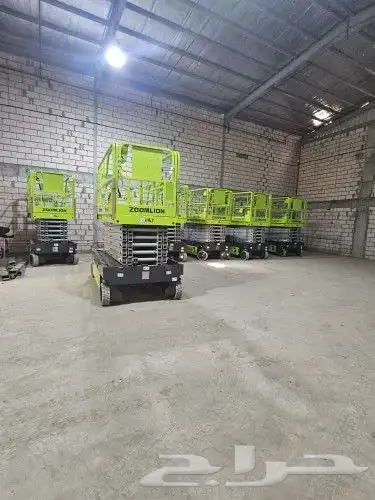 تأجير رافعات مقصيه كهربائيه . تور لايت . رافعات شوكية. 4