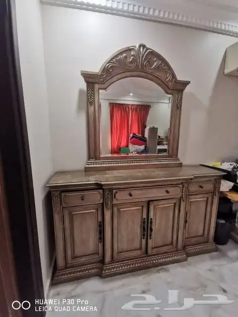 دلاب طاولة طعام مع والكنسول من المطلق للمفروشات 1